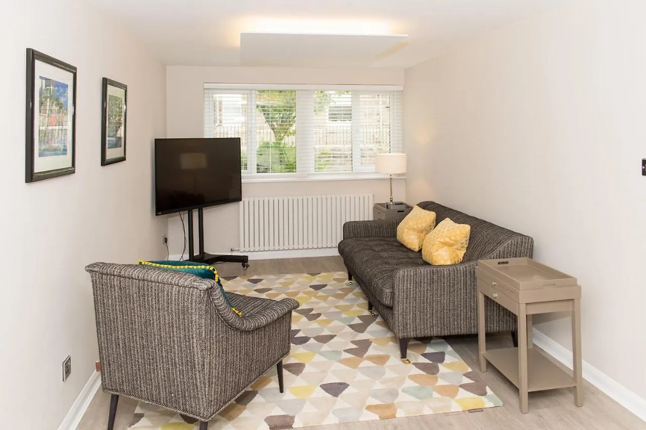 The Mews, York Place By Harrogate Serviced Apartments