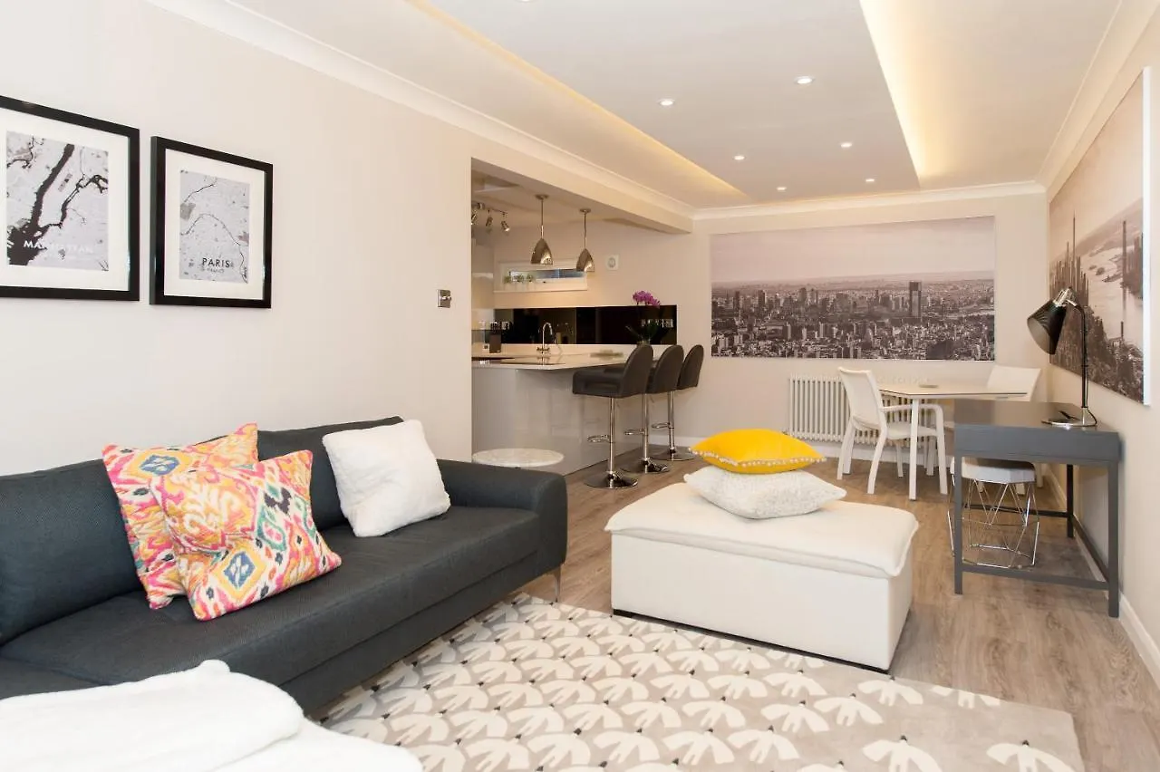The Mews, York Place By Harrogate Serviced Apartments 0*,
